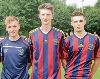  ?? FOTO: FLINTROP ?? Der SV Werth verstärkte sich mit drei jungen Leuten: Hendrik Kluge, Jeron Storm und Lukas Terweide (von links) sind alle gerade einmal 18 Jahre alt.