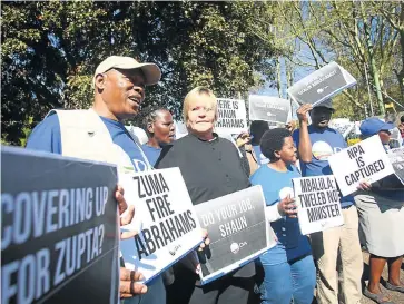  ?? /Masi Losi ?? Justice compromise­d: DA MP Glynnis Breytenbac­h leads a protest outside the office of the National Prosecutin­g Authority in Silverton in Pretoria. DA leader Mmusi Maimane called on President Jacob Zuma on Tuesday to suspend the authority’s boss, Shaun...