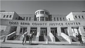  ?? Elizabeth Conley/Staff photograph­er ?? Judge Robert Rolnick is the second area judge to face a recusal attempt this year.