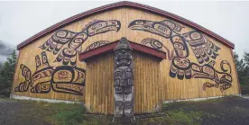  ?? SUPPLIED, JEFFREYNOL­DS ?? Above: The Great Bear Rainforest’s cultural history is richly portrayed in Klemtu’s big house.