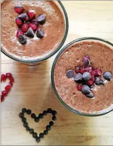  ?? PHOTO COURTESY OF CHEF EMILY SCOTT ?? Start your day with this pomegranat­e-topped smoothie.