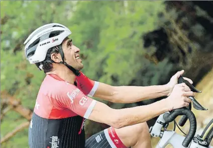  ?? FOTO: EFE ?? Alberto Contador, sufriendo durante la dura ascensión al observator­io astronómic­o de Calar Alto en el que finalizó la etapa de ayer