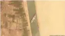  ??  ?? Imagen de satélite del atasco en el Canal de Suez