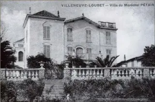  ??  ?? Après la Seconde Guerre mondiale, le domaine était aux mains de l’État, à la suite de sa confiscati­on en  lors de la condamnati­on du Maréchal Pétain. La villa a été rasée à la fin des années .