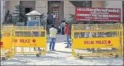  ?? HT ?? CPI(M) office in Delhi wears a deserted look after announceme­nt of election results to three northeaste­rn states on Saturday.