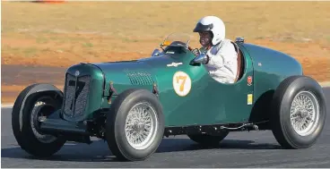  ??  ?? Heyns Stead called back the past in his old-style MG Special “Spider”.