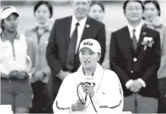  ??  ?? Ko Jin-young of Korea addresses the gallery after winning the ANA Inspiratio­n on the Dinah Shore course at Mission Hills Country Club. - AFP photo