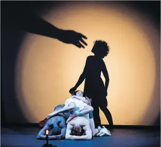  ?? IAN DOUGLAS ?? The Shadowland project by Pilobolus Dance Theater shows off excruciati­ngly difficult poses, which are well worth a ticket. However, the subject matter comes off as puerile, writes Stephan Bonfield.