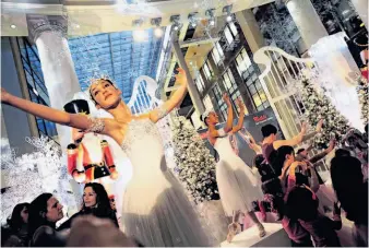  ?? Michael Short / Special to The Chronicle ?? Ballerina Miranda Dafoe (left) and other San Francisco Ballet dancers demonstrat­e their form at the downtown S.F. Westfield Centre, which is offering entertainm­ent to entice shoppers.