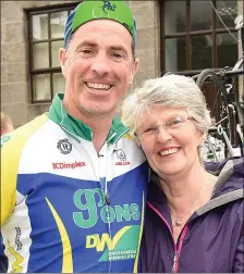  ??  ?? Drogheda Wheelers Jons SCME Dimplex Louth Rás Tailteann rider Niall Craven with his mam Kay at the race start in Drogheda.