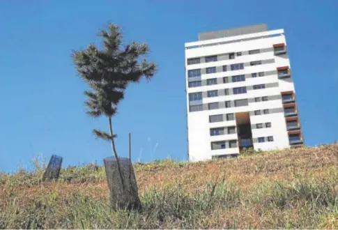  ?? // REUTERS ?? Imagen de archivo de un edificio de la Sareb en Madrid