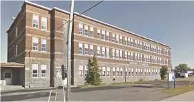  ??  ?? L’école Académie Assomption de Bathurst. - Archives