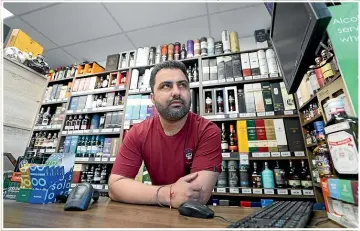  ?? JOHN BISSET/STUFF ?? Liquor store owner Mandeep Singh was held up at knifepoint in Hamilton in 2017.