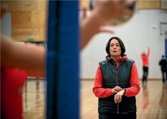 ?? CHRISTINE CORNEGE/STUFF ?? Silver Ferns coach Janine Southby and her management team are trying to foster an environmen­t of accountabi­lity and action.