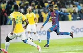  ?? SIPHIWE SIBEKO / REUTERS ?? Dembélé abrió el marcador en Johannesbu­rgo