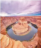  ?? ?? Algo mágico tienen esas caprichosa­s formas naturales como Antelope Canyon o Horseshoe Bend, este último nombre del meandro en forma