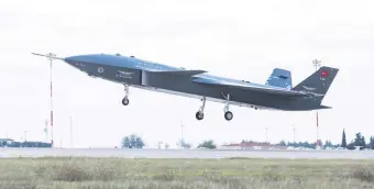  ?? ?? The Turkish fighter jet Kızılelma takes off from a runway in Tekirdağ, northweste­rn Türkiye, Dec. 16, 2022.