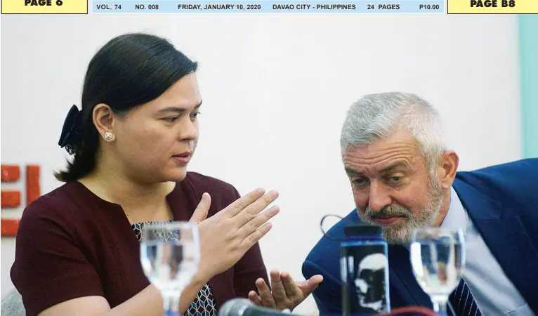  ?? BING GONZALES ?? MAYOR Sara Duterte talks with Charles Allen, a director of the global think tank Institute for Economics and Peace, during a local peace building forum initiated by the Department of the Interior and Local Government (DILG) at a local hotel on Thursday.