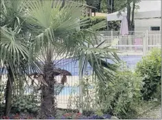  ??  ?? La piscine du Camping est prête pour accueillir les vacanciers