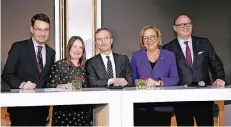  ?? FOTO: ERGO ?? Andreas Bothe, Henrike Tetz, Thomas Geisel, Aletta Gräfin von Hardenberg und Harald Christ (v.l.) diskutiert­en über zahlreiche Facetten von Vielfalt.