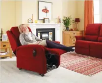  ??  ?? Elevate legs: A high leg lift chair can reduce swelling