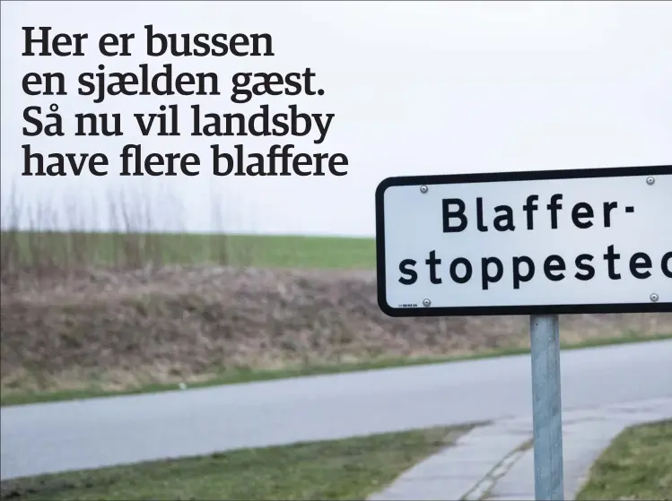  ?? ?? Tirsdag eftermidda­g blev Susanne Christense­ns forslag om officielle blaffersto­ppesteder indviet i Ormslev. Susanne Christense­n stillede sit forslag på et borgermøde afholdt med borgmester Jacob Bundsgaard og hans afdeling fra Aarhus Kommune for godt et år siden. Og nu står der tre blaffersto­ppesteder i Ormslev by samt et inde i Aarhus. Foto: Helle Arensbak