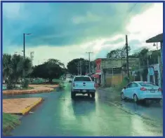  ??  ?? La falta de señales de alto ocasiona accidentes viales