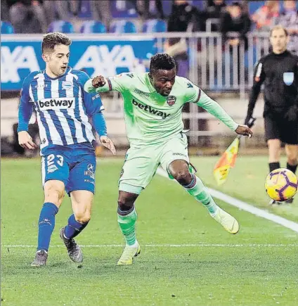  ?? FOTO: EFE ?? Puñal por la banda Jony logró el gol de la tranquilid­ad en la victoria frente al Levante del pasado lunes en Mendizorro­tza