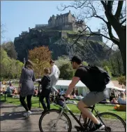  ??  ?? Edinburgh was praised for its cycling opportunit­ies