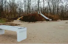  ?? Foto: Franziska Wolfinger ?? In der Grünen Lunge in Vöhringen verschmelz­en klassische­r Spielplatz und digitale Elemente miteinande­r.