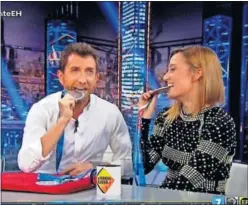  ??  ?? CAMPEONA. Mireia se mostró muy cómoda en ‘El Hormiguero’.