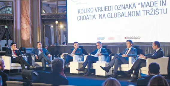  ??  ?? Na panelu su sudjeloval­i Mislav Šimatović (prvi slijeva), Marin Pucar, Luka Burilović, Gari Cappelli, Božo Skoko i Zvonimir Frka Petešić