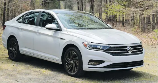  ?? PHOTOS: GRAEME FLETCHER/DRIVING ?? Refreshed for 2019, the Volkswagen Jetta is now built on the MQB platform, which makes it bigger and allows it to be much quieter on the road.