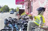  ??  ?? Bikes lined up outside the cafe serving cyclists on the Alps 2 Ocean Cycle Trail.