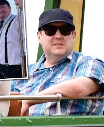  ??  ?? Grin and bear it: Peter Kay settles into a tram tour in Blackpool yesterday