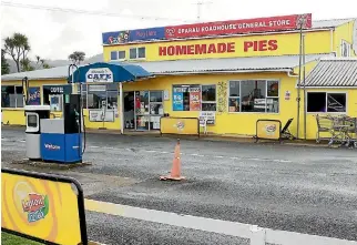  ?? PHOTO: MARK TAYLOR/FAIRFAX NZ ?? Bill and Brenda Rogers have built the Roadhouse up from a small convenienc­e store to an outlet selling everything from crafts to bait.