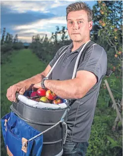  ?? Picture: Mark Alexander. ?? Kevin Hodgson said last year’s preliminar­y crop exceeded expectatio­ns.