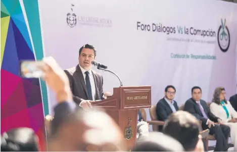  ??  ?? LEGALIDAD. La apuesta del Gobierno de Jalisco es por institucio­nes fuertes que brinden resultados a los ciudadanos.