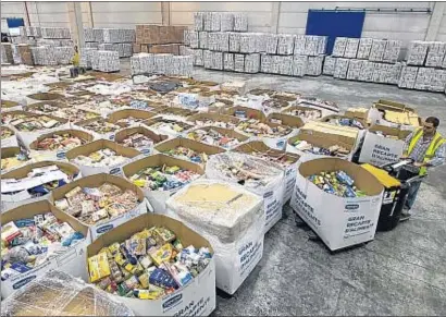  ?? MARC ARIAS ?? Cajas de alimentos del Gran Recapte del Banc dels Aliments de Barcelona