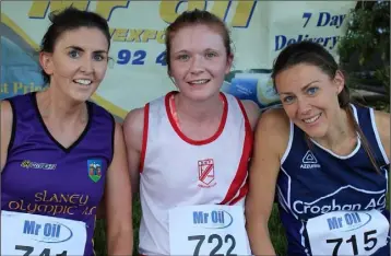  ??  ?? The top three Novice ladies (from left): Mary Gorham (Slaney Olympic, second), Kate Wilson (D.M.P., first) and Emer Quintero (Croghan, third).