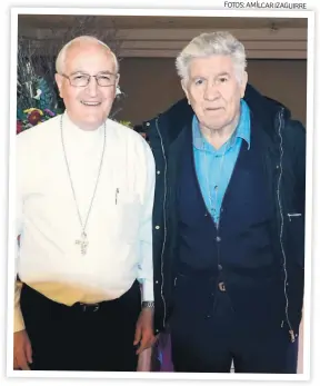  ?? FOTOS: AMÍLCAR IZAGUIRRE ?? PRESIDIERO­N. Monseñor Ángel Garachana Pérez, obispo de la diócesis de San Pedro Sula y el padre Porfirio Ruiz Lanchares.