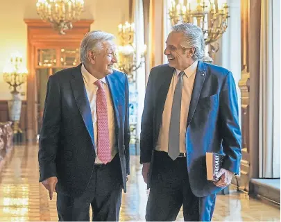  ?? X ?? Alberto Fernández, ayer, con Andrés Manuel López Obrador en México