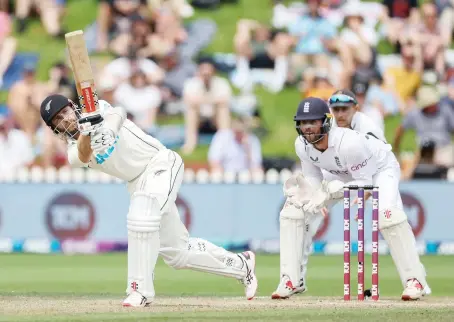  ?? AFP ?? England’s incumbent wicketkeep­er is Ben Foakes (pictured, right), widely regarded by most observers as the finest in the country and, perhaps, more widely.