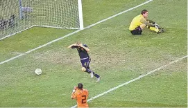  ?? MEXSPORT ?? El gol del título, obra de Andrés Iniesta.