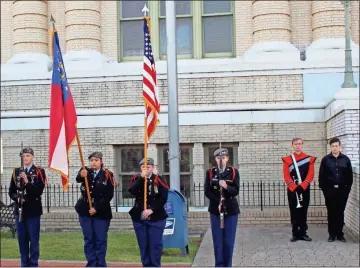  ?? Catherine Edgemon ?? Members of LaFayette High School’s JROTC program participat­e Sept. 10 in the Patriot Day service in front of the Walker County Courthouse. For more photos, see page A9.