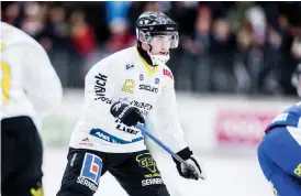  ?? Bild: SEBASTIAN LAMOTTE ?? POÄNGRÄDDA­RE. Andreas Eriksson kvitterade till 5-5 med åtta sekunder kvar att spela i Gripens möte med Boltic på Tingvalla.