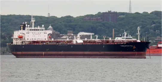  ?? ?? ▲The Yamilah III, an oil tanker is seen anchored in New York Harbor in New York City, U.S.