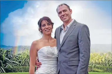  ??  ?? Wedding story: Darrin and Wanda Robertson were married at Matakana Country Lodge.