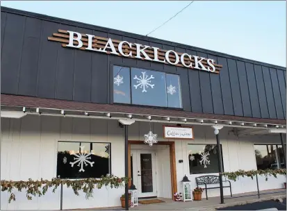  ?? CONTRIBUTE­D PHOTO ?? The Martinson family of Testa Vineyards revived the historical Redwood Valley Blacklock’s building that Crockett and Addelle Blacklock originally built in 1956.
