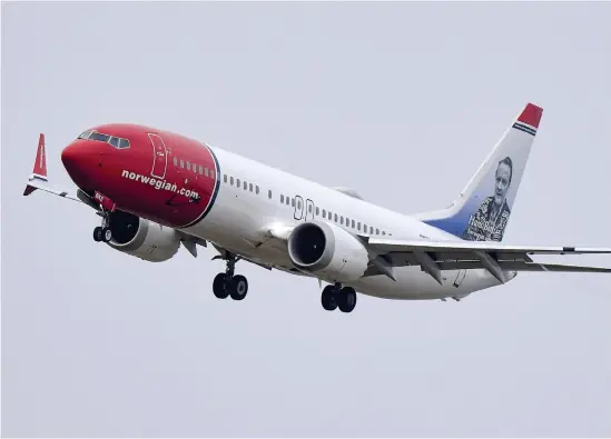  ??  ?? Norwegian har totalt 18 flygplan av modellen Boeing 737 Max 8. Samtliga plan stoppas efter flygkrasch­en i Etiopien där 157 personer omkom.